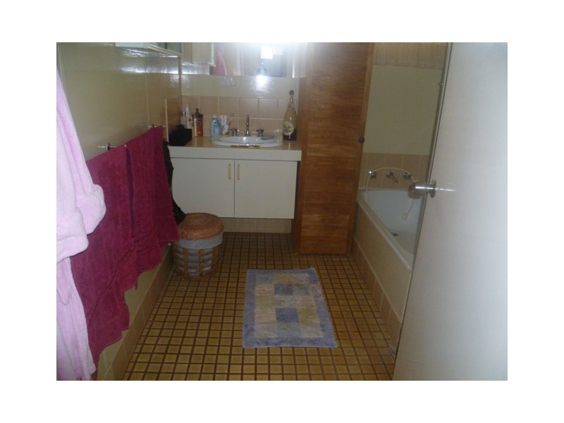 6 Brown Street, Newman WA 6753