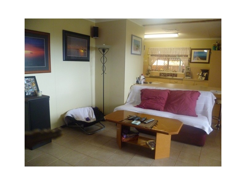 6 Brown Street, Newman WA 6753