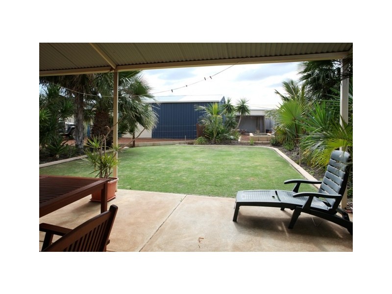 11 WATERFRONT CIRCLE, Drummond Cove WA 6532