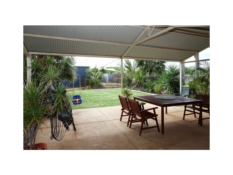 11 WATERFRONT CIRCLE, Drummond Cove WA 6532