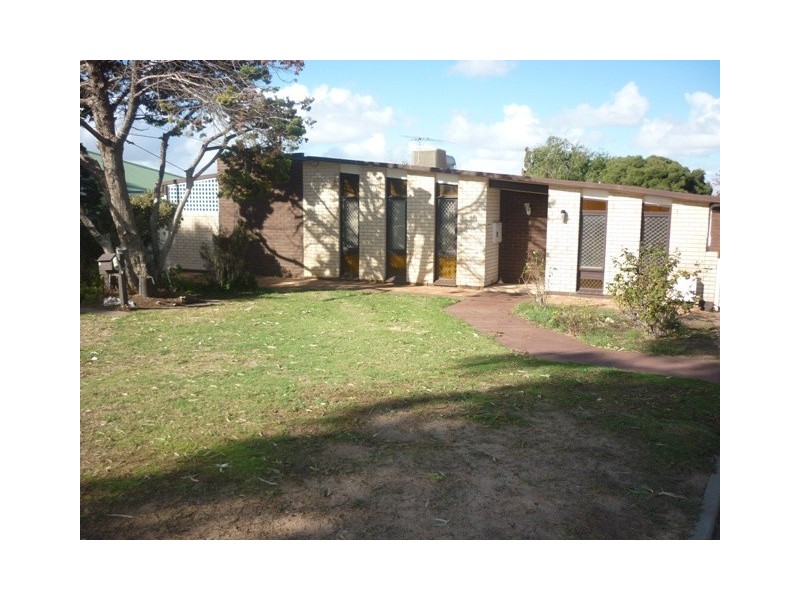 4 Harrison, Bluff Point WA 6530