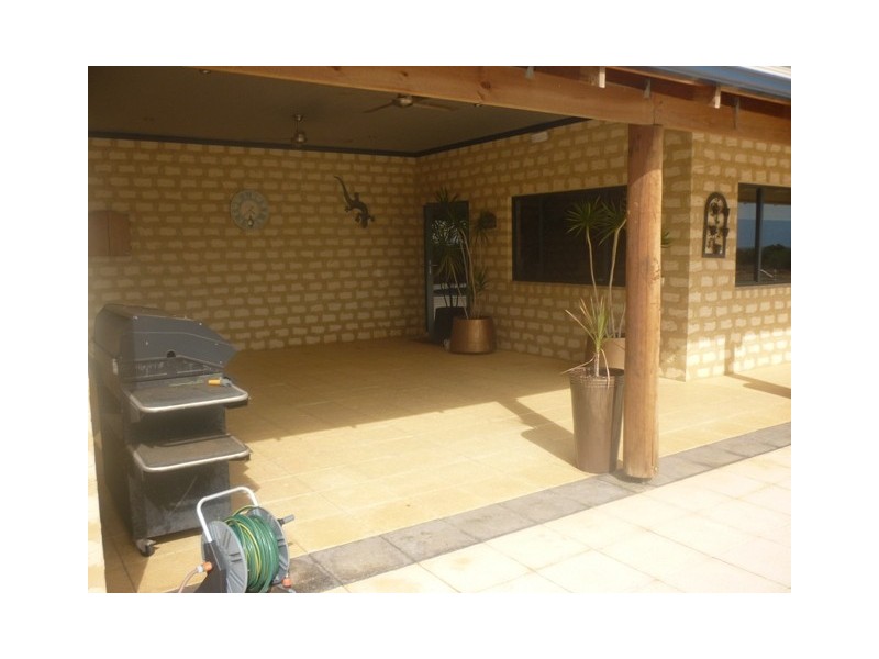 5 Eliza Shaw Drive, White Peak WA 6532