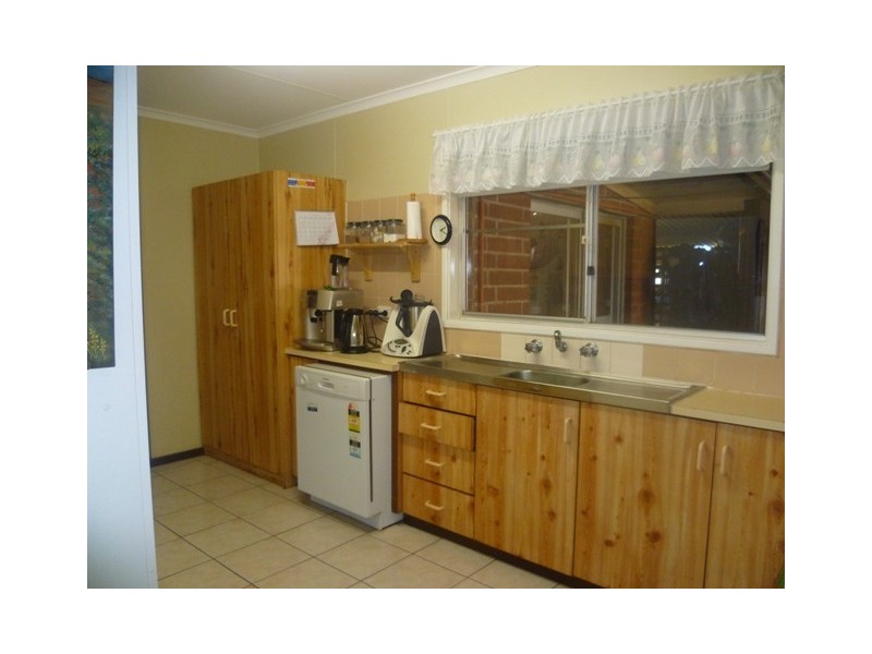 8 Nanba St, Newman WA 6753