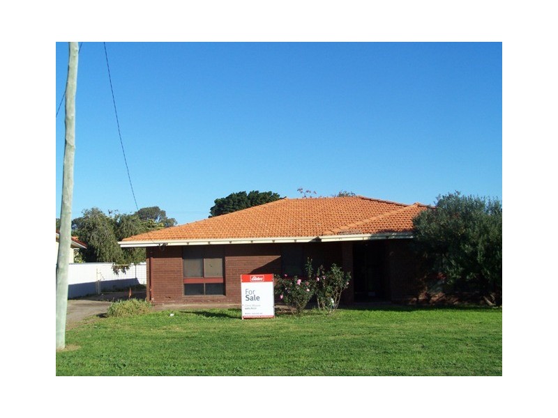 103 Railway Street, Bluff Point WA 6530