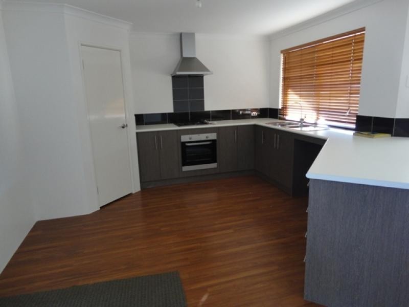 3 Windward Way, Drummond Cove WA 6532