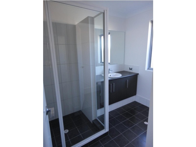 3 Windward Way, Drummond Cove WA 6532