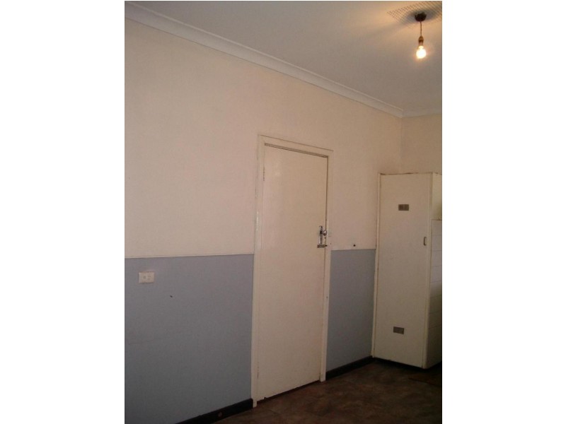 13 Main Road, Mullewa WA 6630