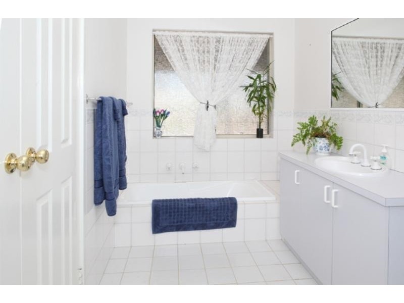 216 COOPER STREET, Waggrakine WA 6530