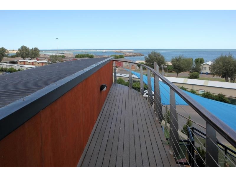 237 Ocean Drive, Port Denison WA 6525