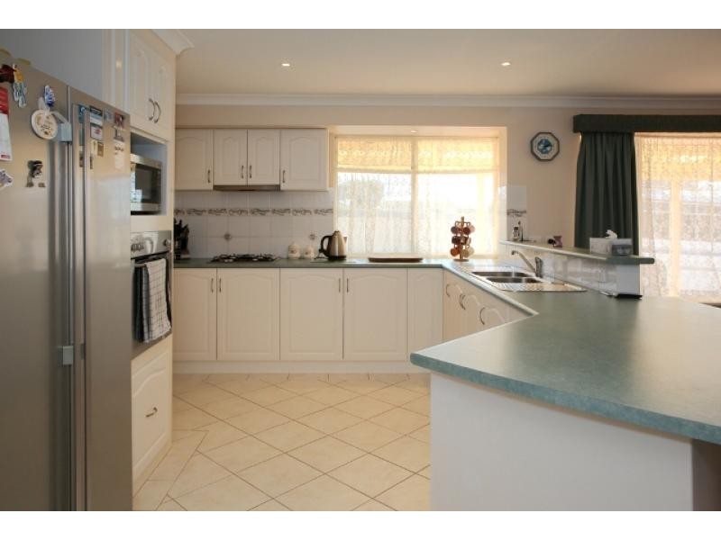 4 Catspaw Court, Strathalbyn WA 6530