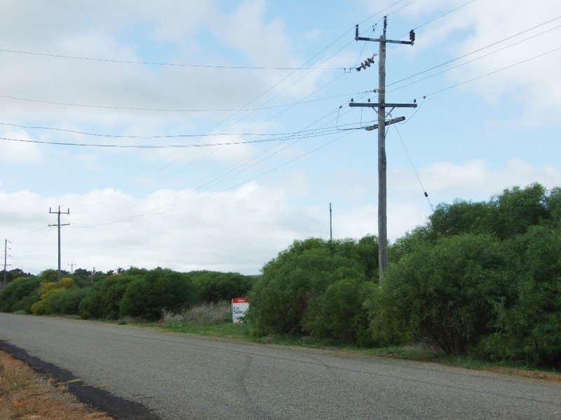 2 Okahoma Road, Glenfield WA 6532