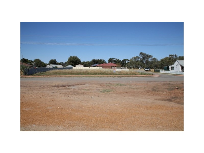 50 Padbury Road, Walkaway WA 6528