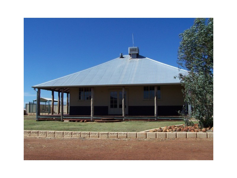 75 Carnarvon-Mullewa Rd, Mullewa WA 6630