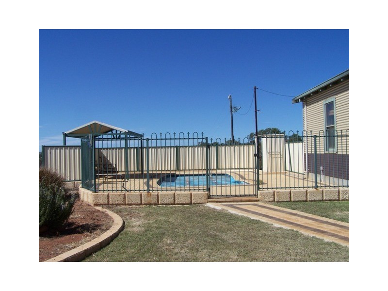 75 Carnarvon-Mullewa Rd, Mullewa WA 6630