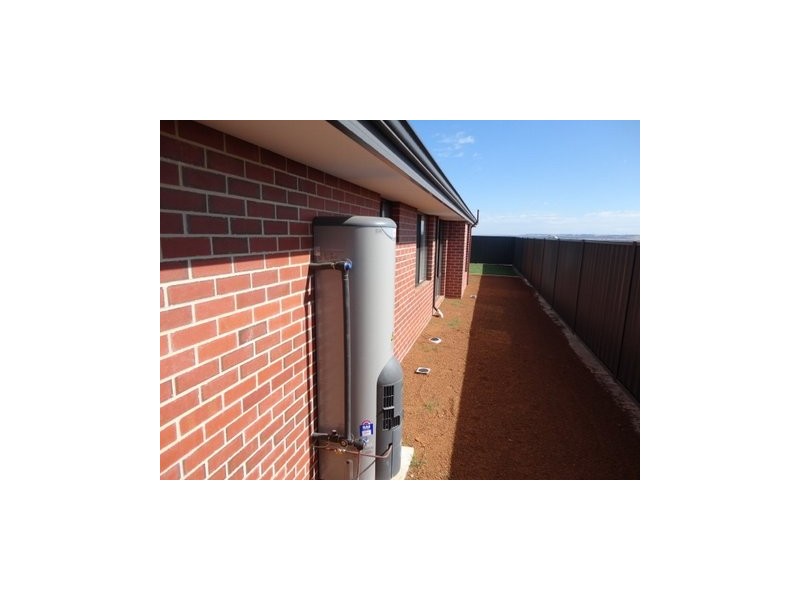 12 Waterwitch Outlook, Wandina WA 6530