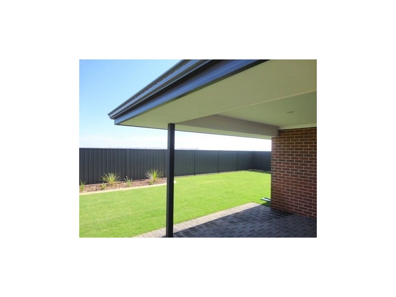 12 Waterwitch Outlook, Wandina WA 6530