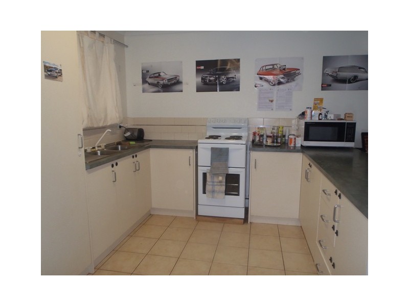 38/1 Cowra Drive, Newman WA 6753