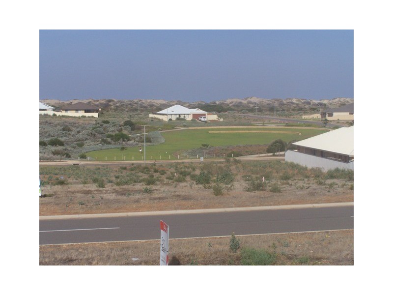 4 Misto Way, Sunset Beach WA 6530