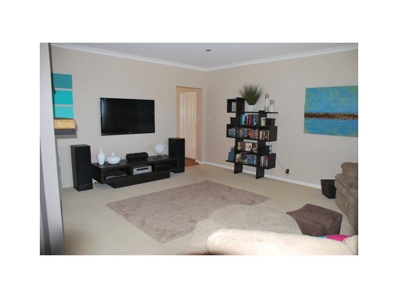 24 Pelican Rise, Wandina WA 6530