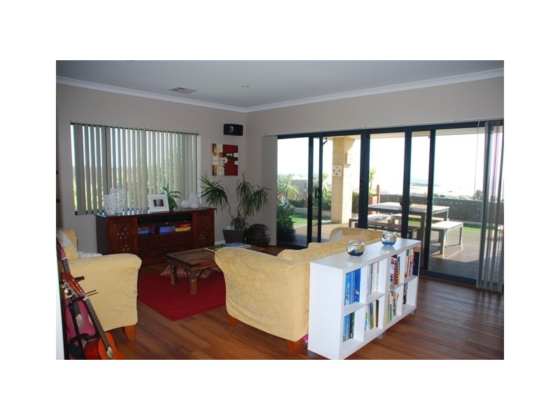 24 Pelican Rise, Wandina WA 6530