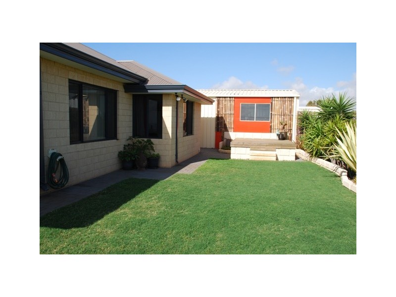 24 Pelican Rise, Wandina WA 6530