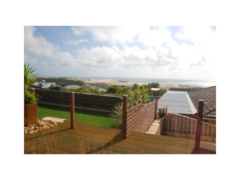 24 Pelican Rise, Wandina WA 6530