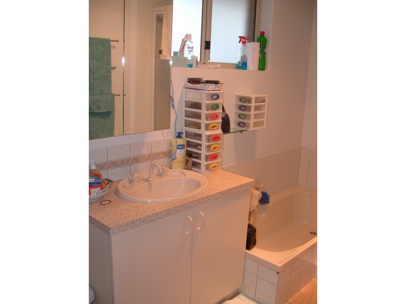 262A First Street, Wonthella WA 6530