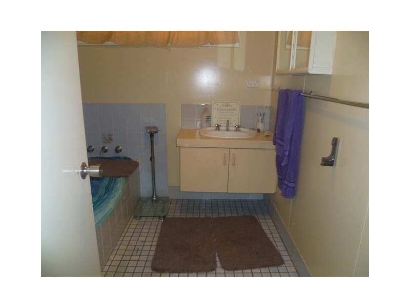 8 Nanba Street, Newman WA 6753