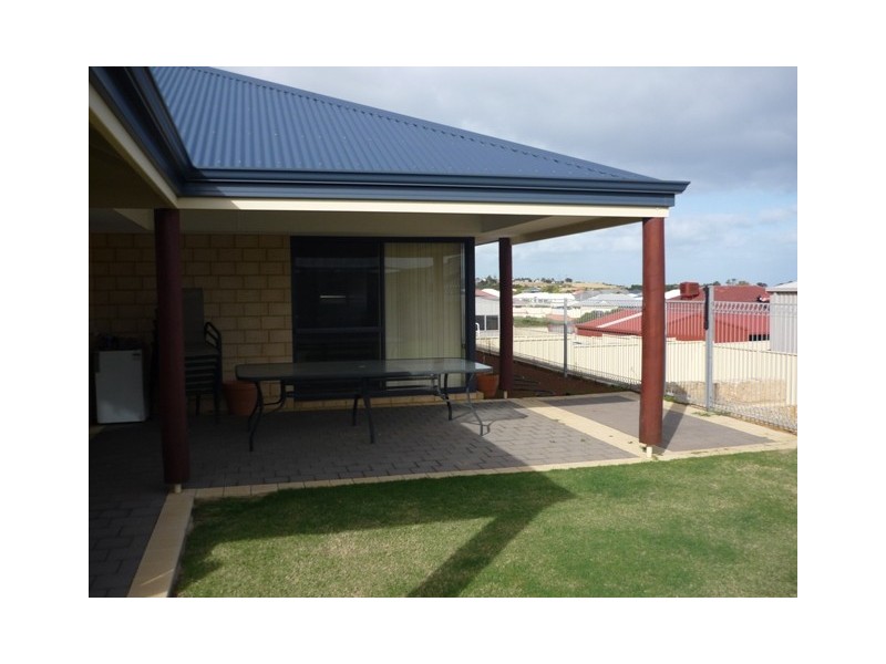 48 Quayside Vista, Drummond Cove WA 6532