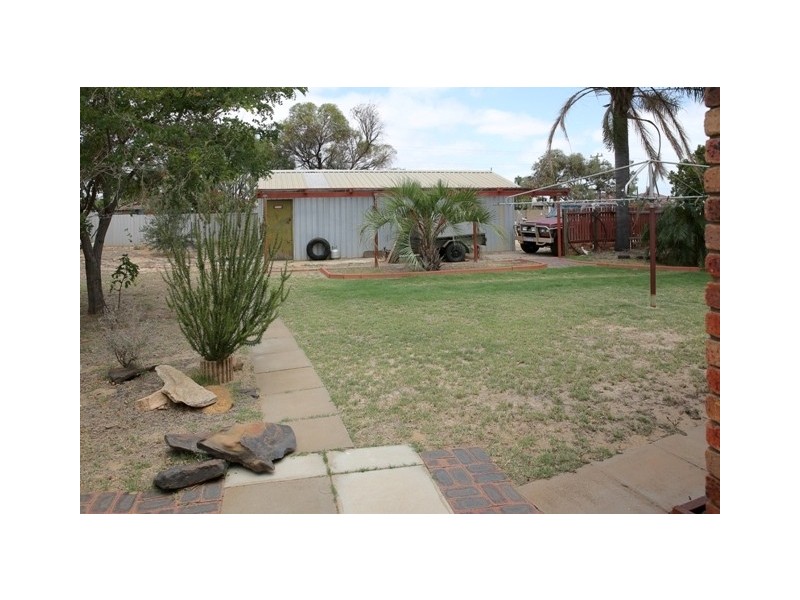169 Chapman Valley Road, Waggrakine WA 6530