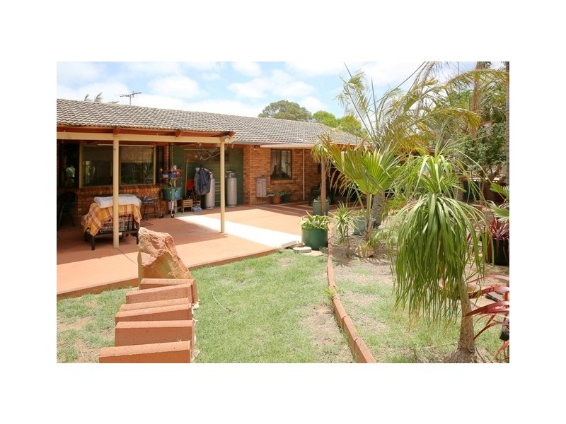 169 Chapman Valley Road, Waggrakine WA 6530