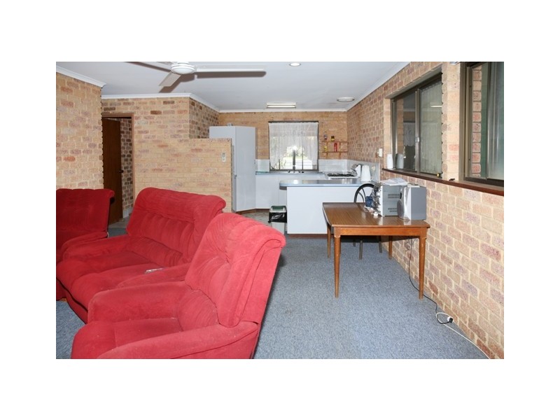 169 Chapman Valley Road, Waggrakine WA 6530