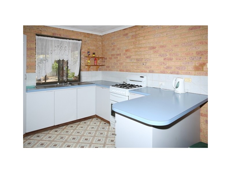 169 Chapman Valley Road, Waggrakine WA 6530