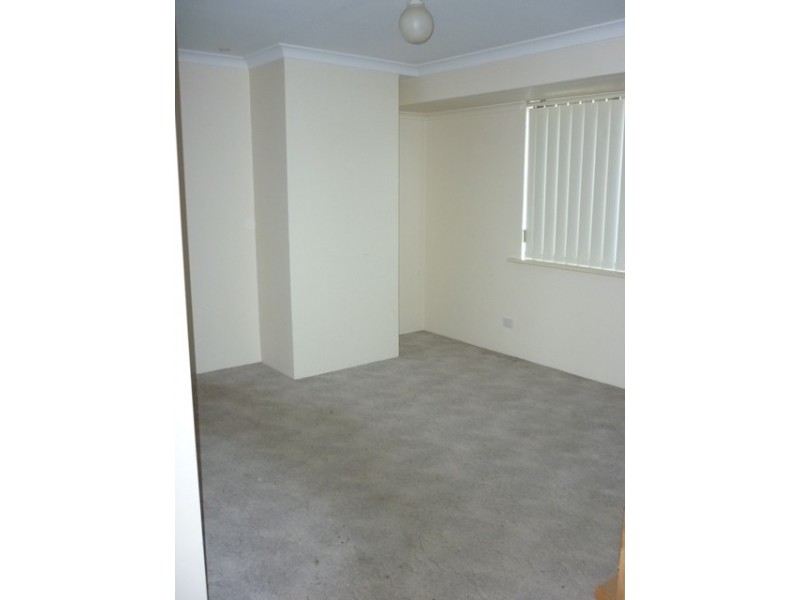 3/285 Fifth Street, Wonthella WA 6530