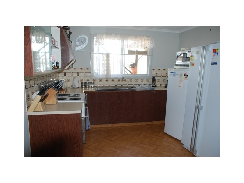 60 Hillview Drive, Drummond Cove WA 6532