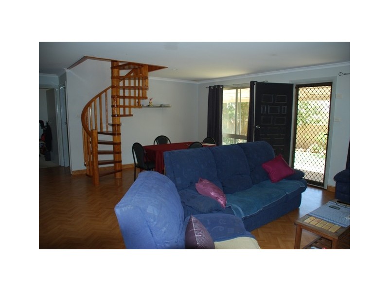 60 Hillview Drive, Drummond Cove WA 6532