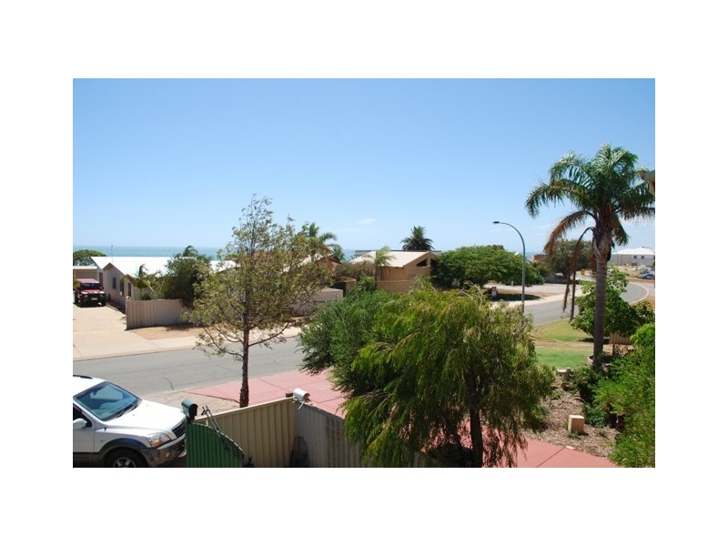 60 Hillview Drive, Drummond Cove WA 6532