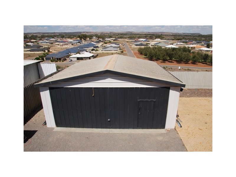 60 Hillview Drive, Drummond Cove WA 6532