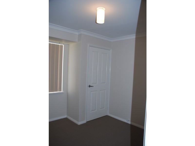 4/376 Chapman Road, Bluff Point WA 6530