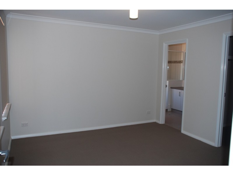 4/376 Chapman Road, Bluff Point WA 6530