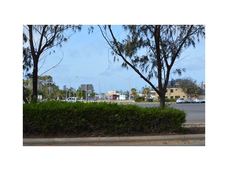 4 Beagle Place, Geraldton WA 6530