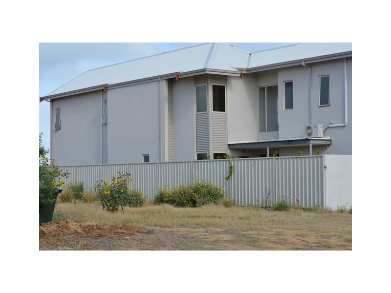 6B Quarry Street, Geraldton WA 6530