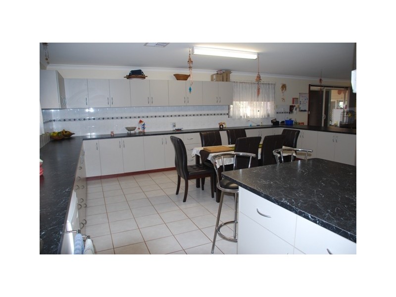 7 Polwarth Parade, Deepdale WA 6532