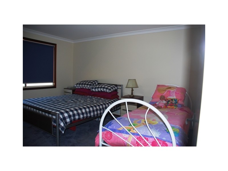 7 Polwarth Parade, Deepdale WA 6532