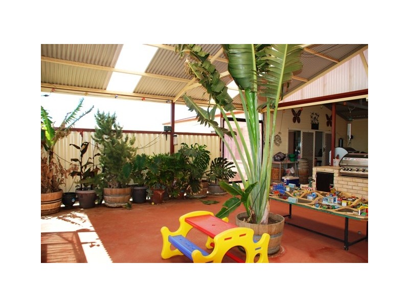 7 Polwarth Parade, Deepdale WA 6532