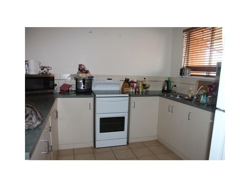 10/1 Cowra Drive, Newman WA 6753