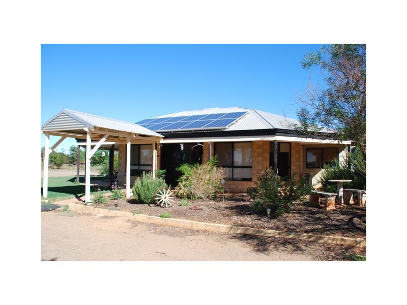 12 Hill River Way, Moonyoonooka WA 6532