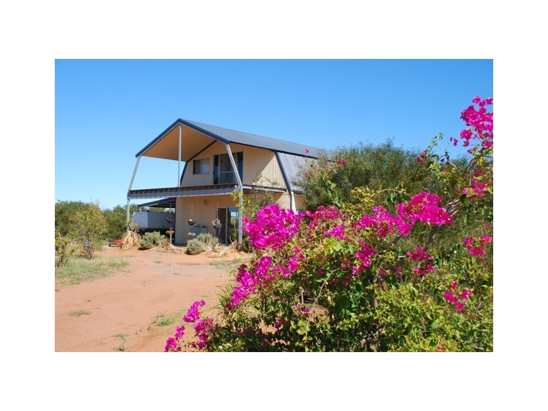12 Hill River Way, Moonyoonooka WA 6532