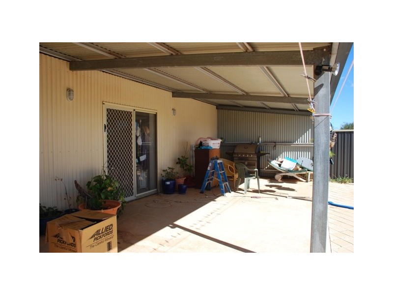 12 Hill River Way, Moonyoonooka WA 6532