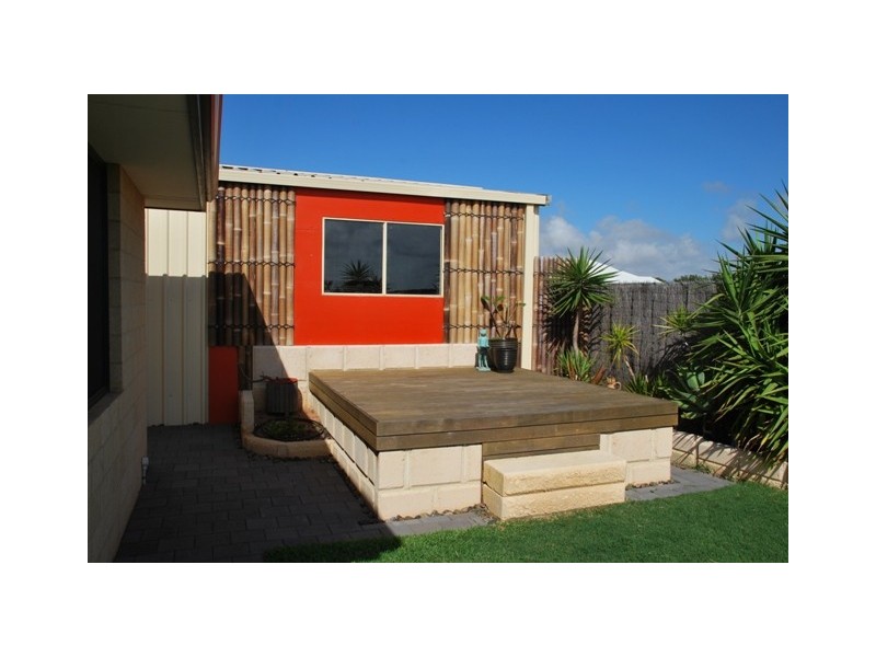 24 Pelican Rise, Wandina WA 6530